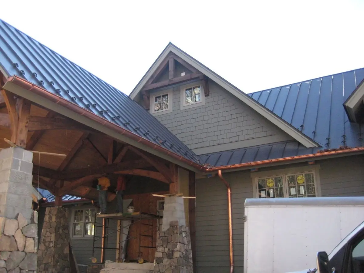 Craftsman Roofing team delivering quality roofing work in Leisure Woods